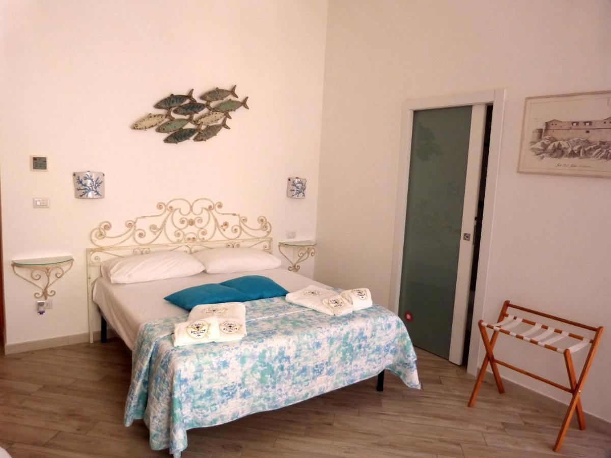 Clelia'S Boutique Rooms & Suites La Maddalena  Luaran gambar
