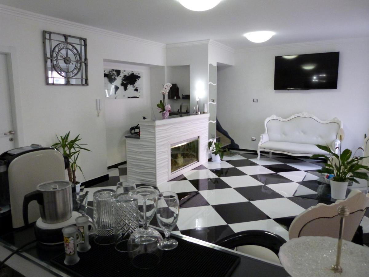 Clelia'S Boutique Rooms & Suites La Maddalena  Luaran gambar